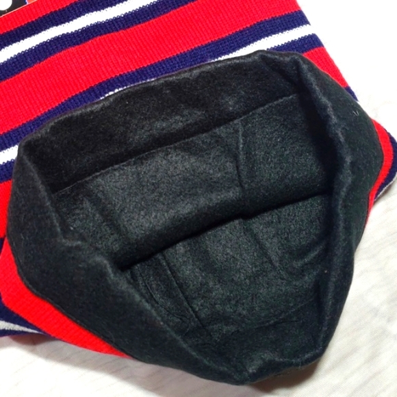 NWT UMO Lorenzo Red & Black Fleece Neck Face Mask Half-Face Cover. - Picture 5 of 10